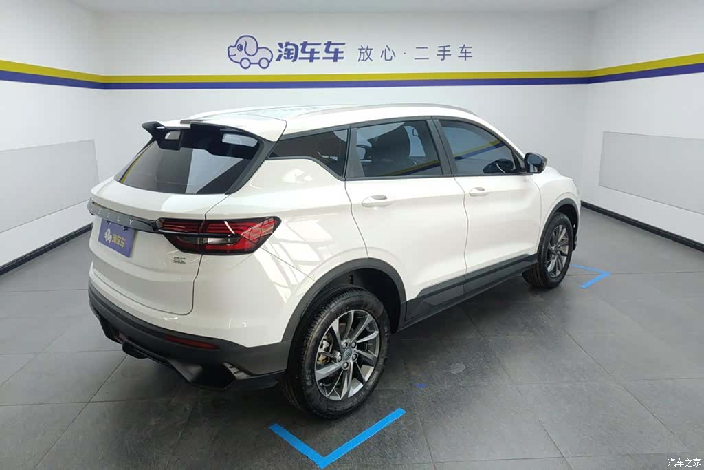 Geely Coolray, 2024 3