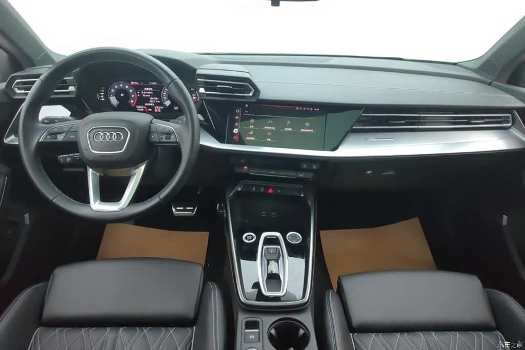Audi Flying Spur, 2024 12