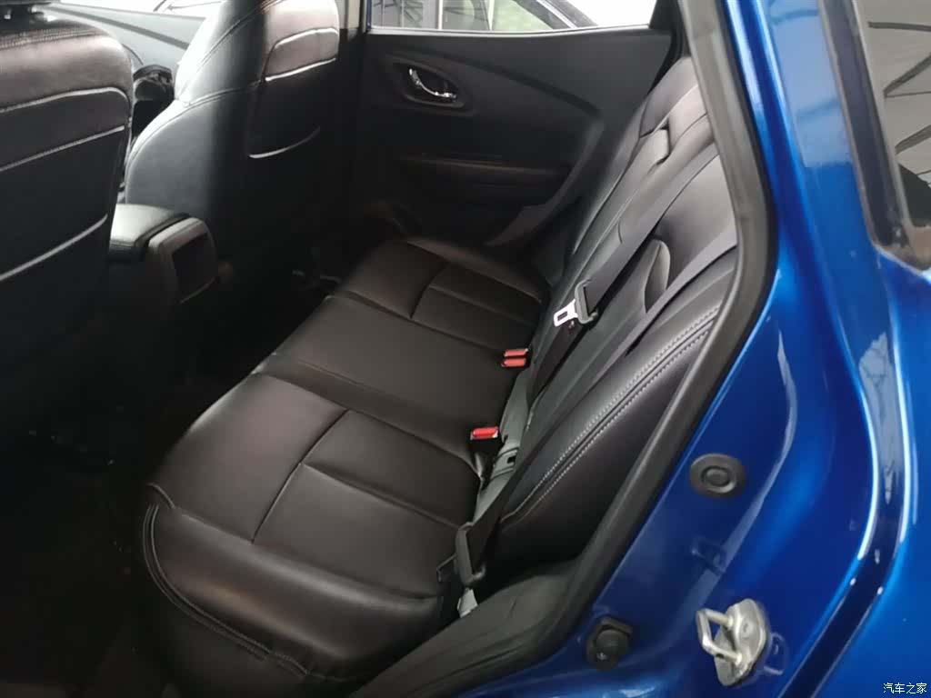 DongFeng SCe200, 2019 17