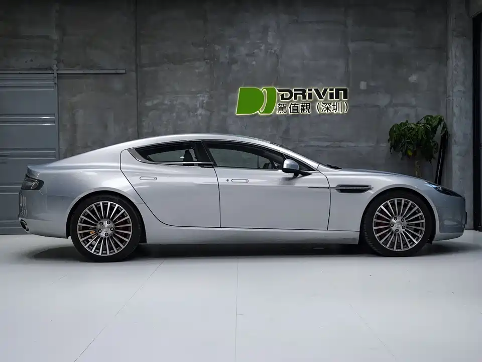 Aston Martin Rapide