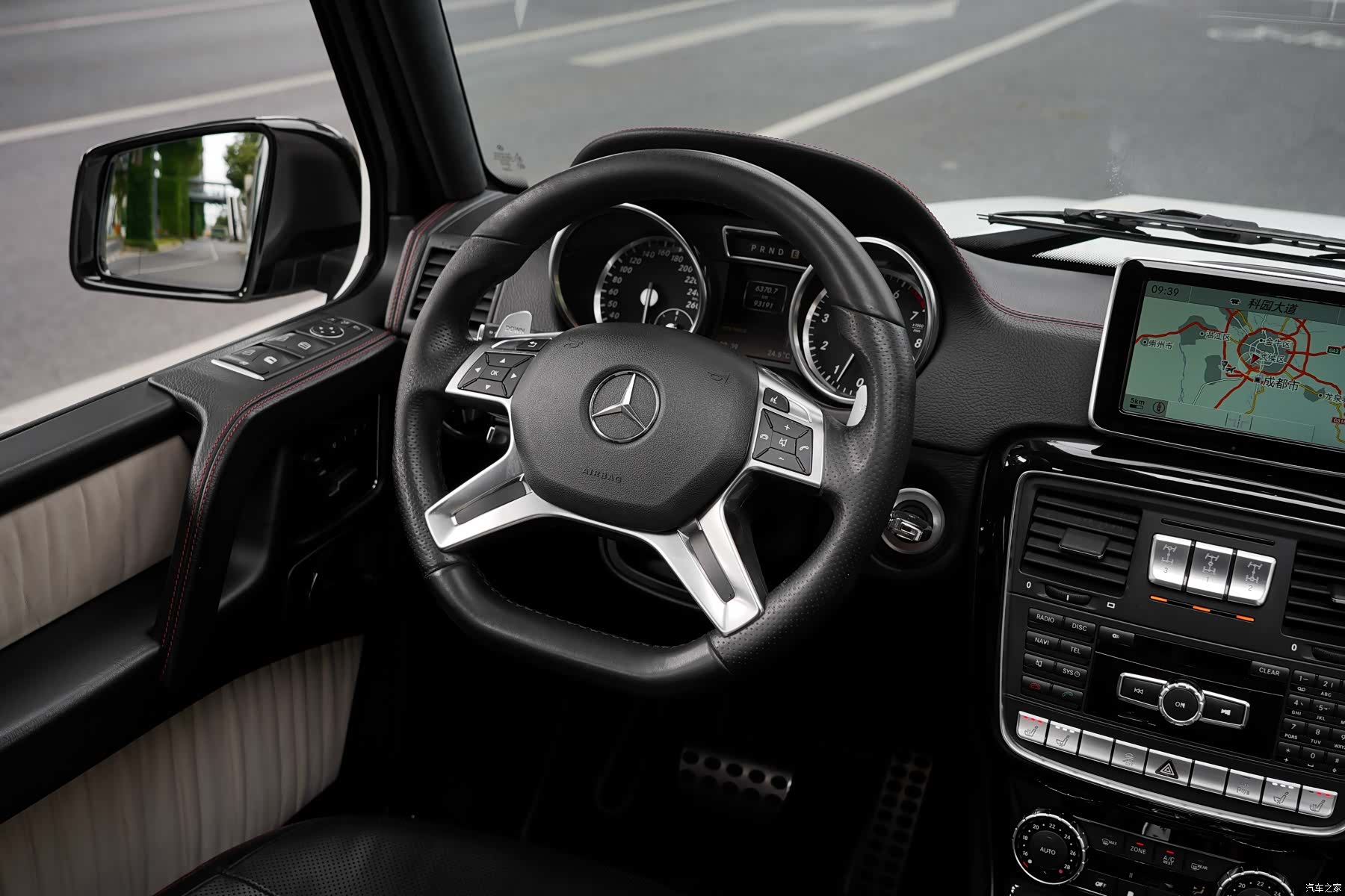 Mercedes-Benz G-Class, 2016 7