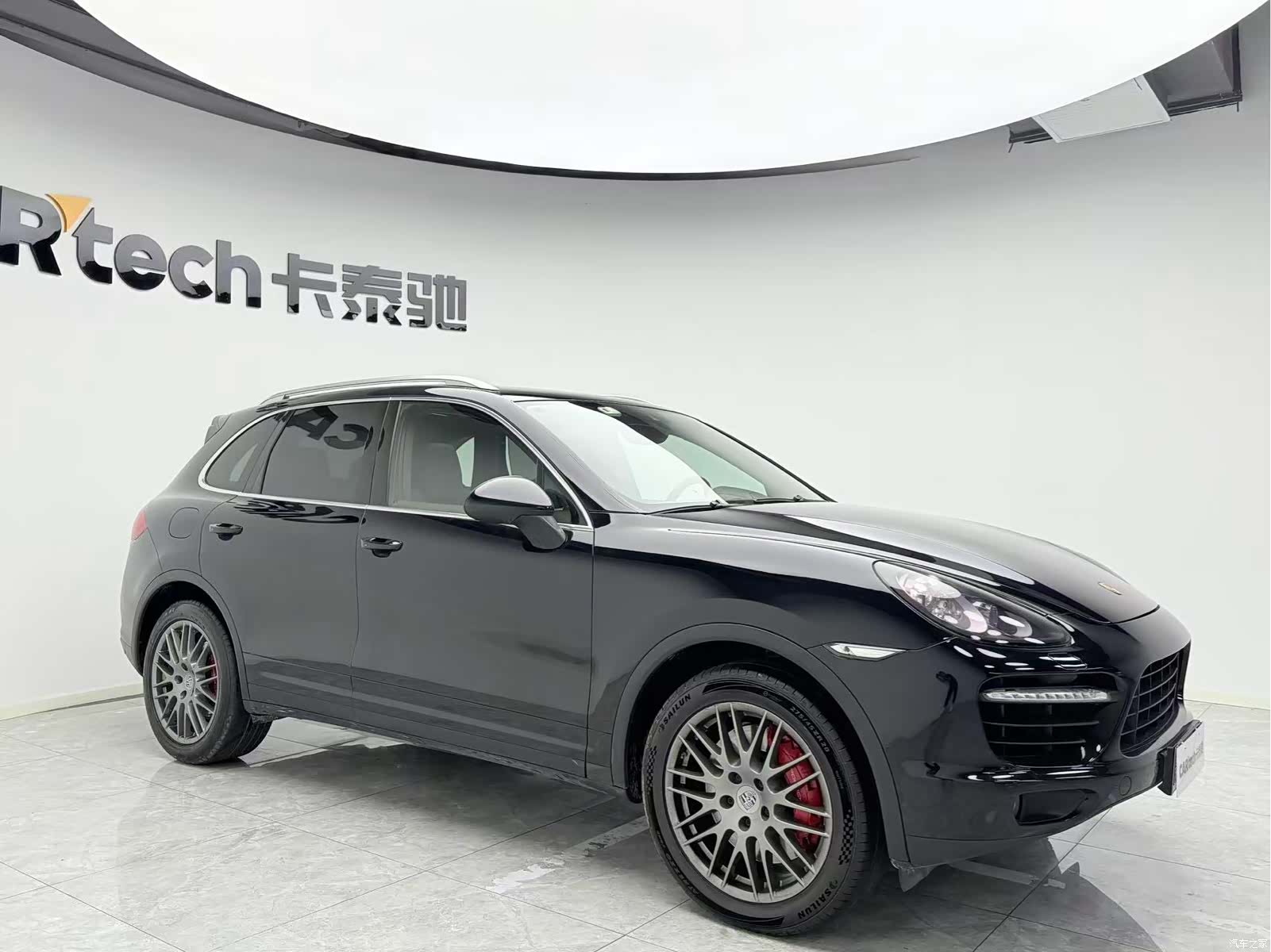 Porsche Cayenne, 2014 3