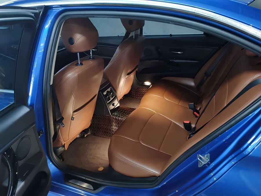 BMW 3 Series 2019, фото 10