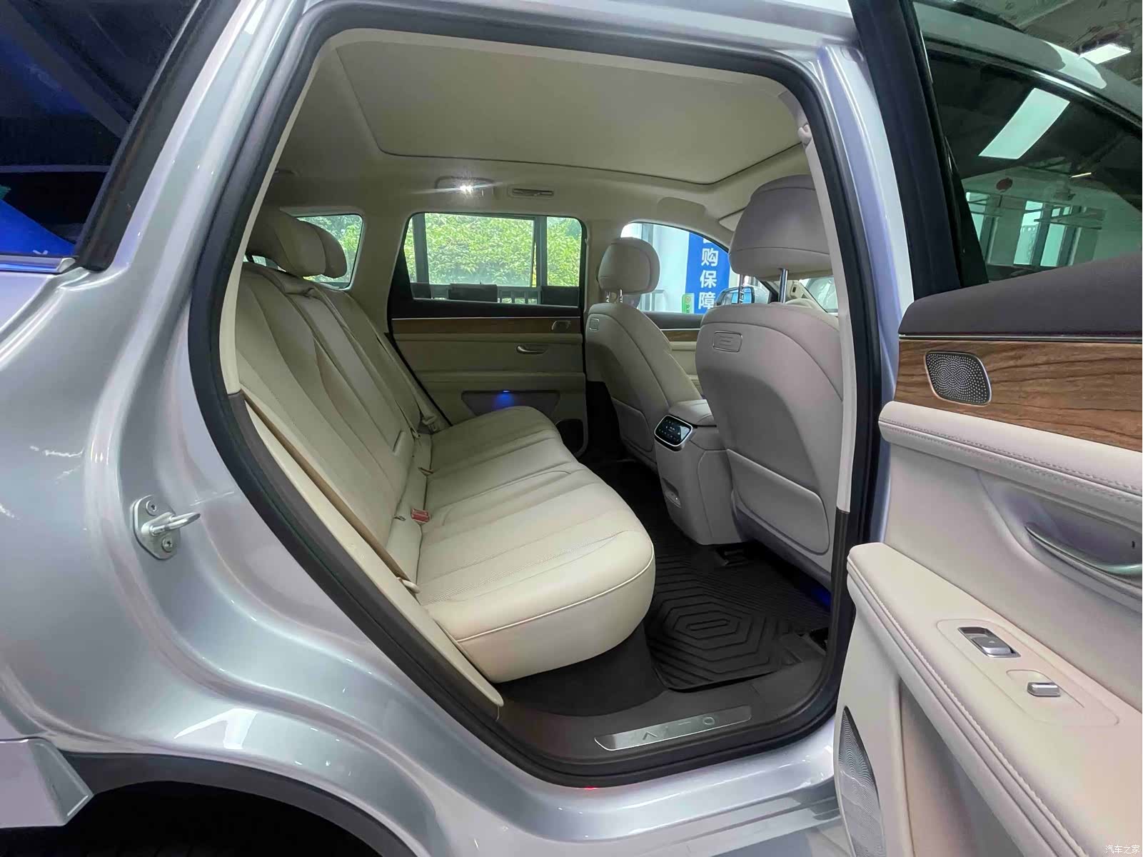 AITO M7, 2024 12