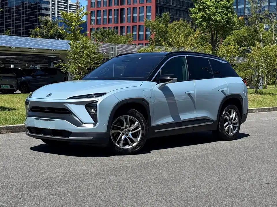 NIO ES6