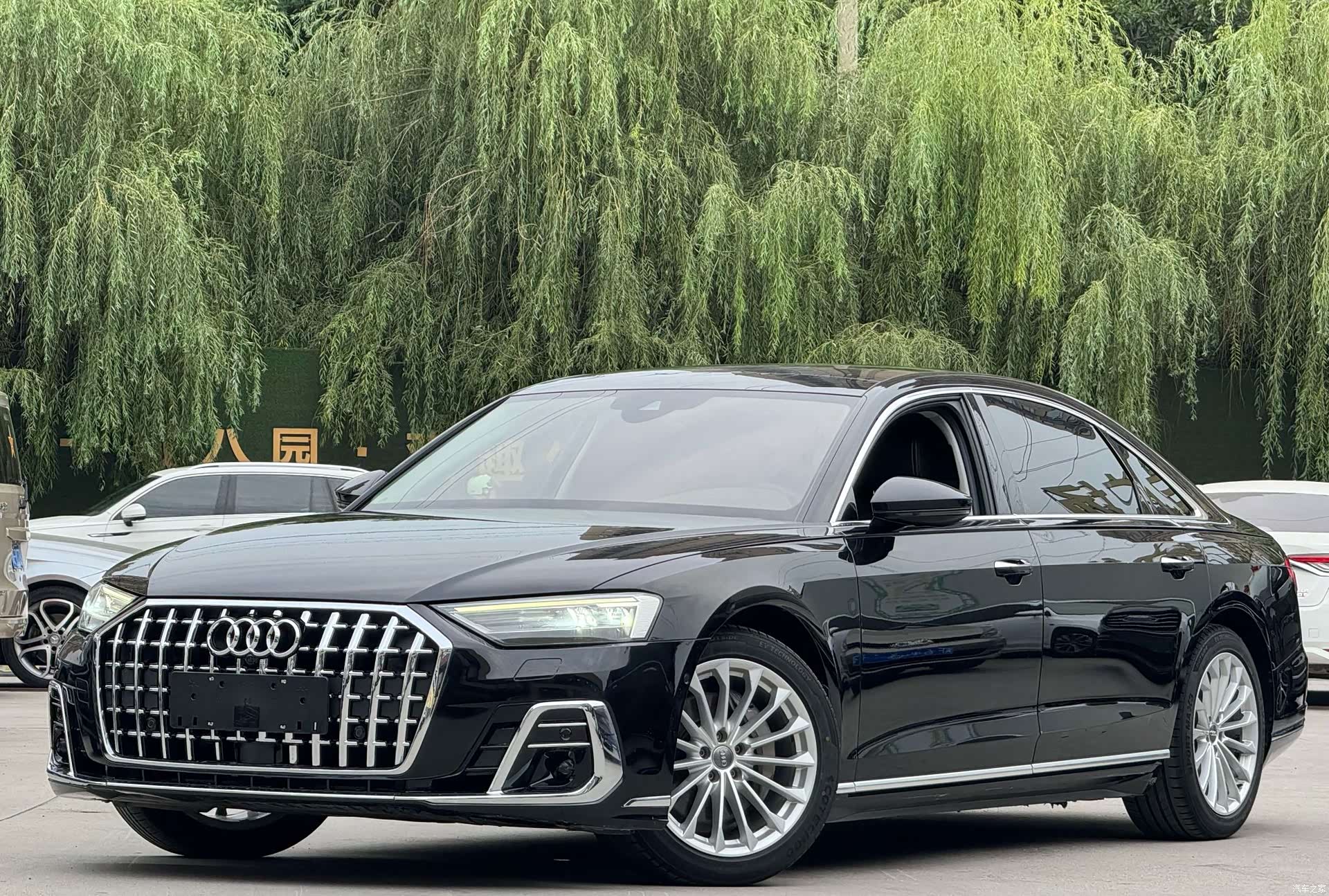 Audi A8L, 2019 1