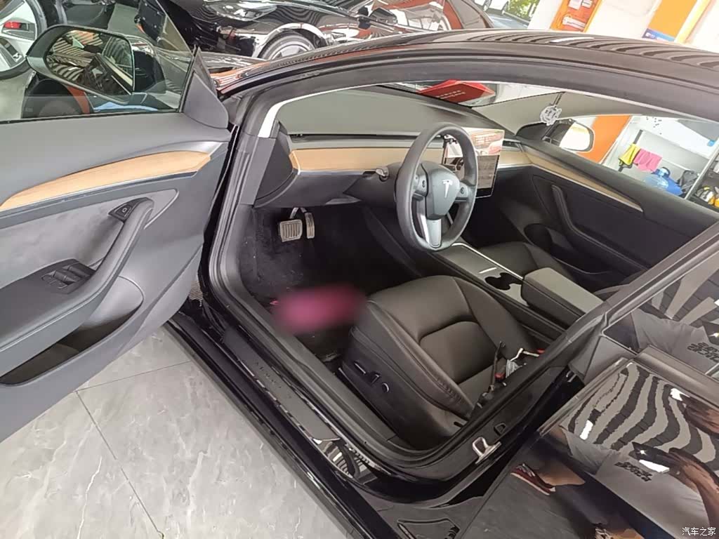 Tesla Model 3, 2022 16