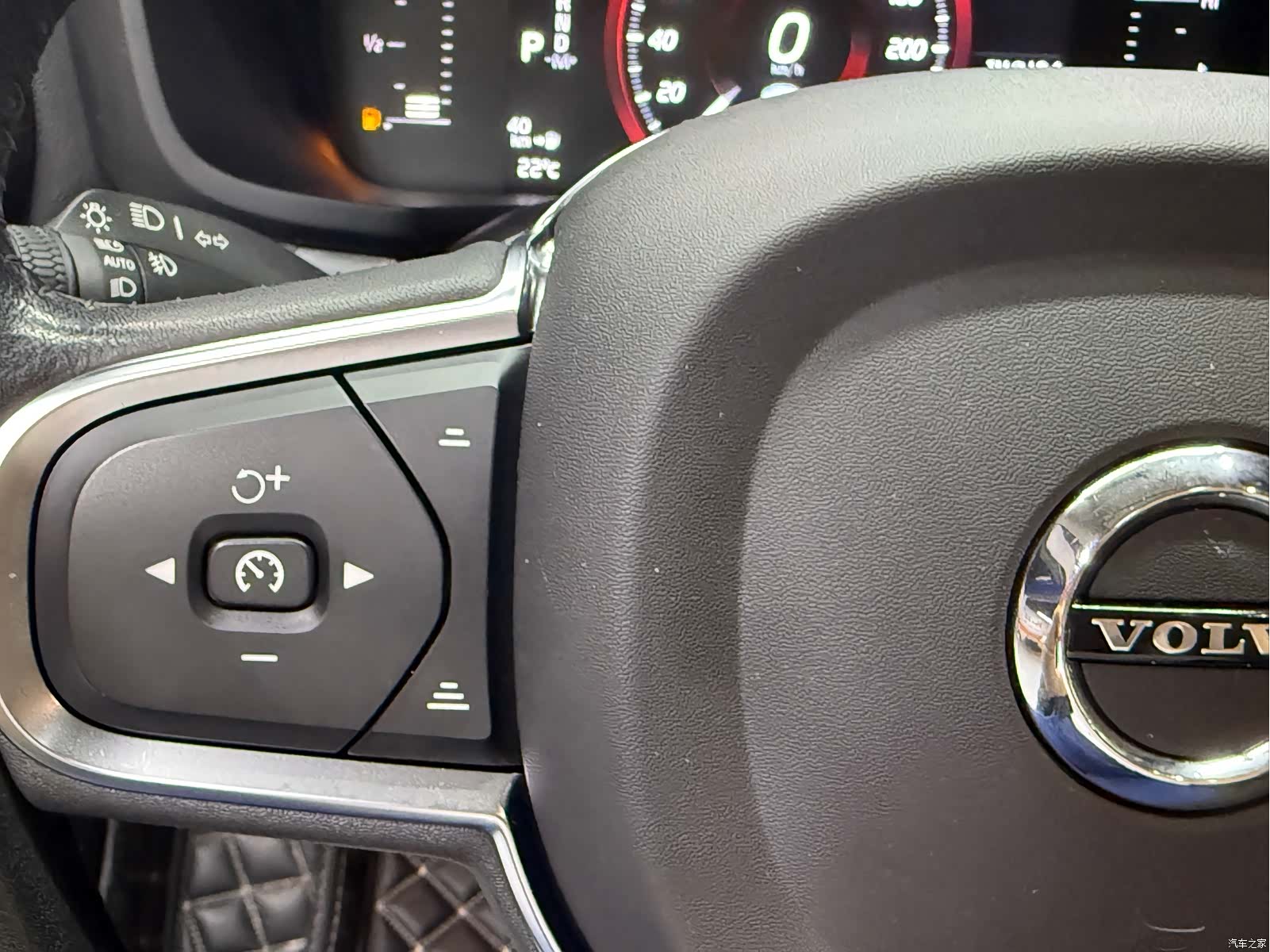 Volvo S60, 2022 22