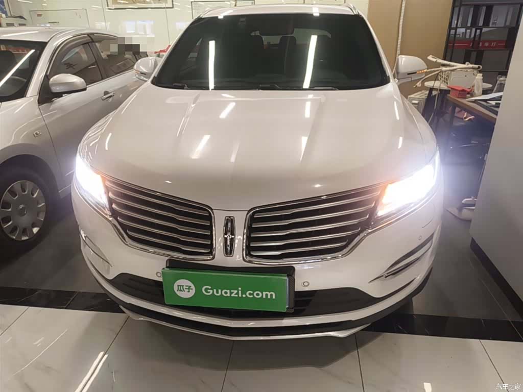 Lincoln MKC, 2018 3