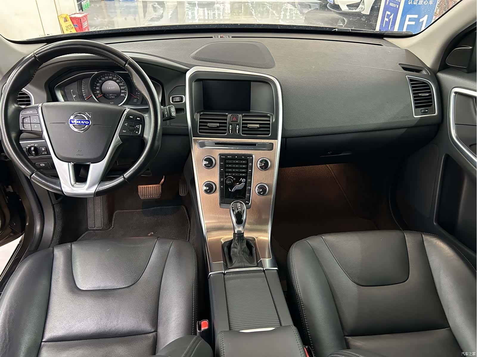 Volvo XC60, 2015 все фото