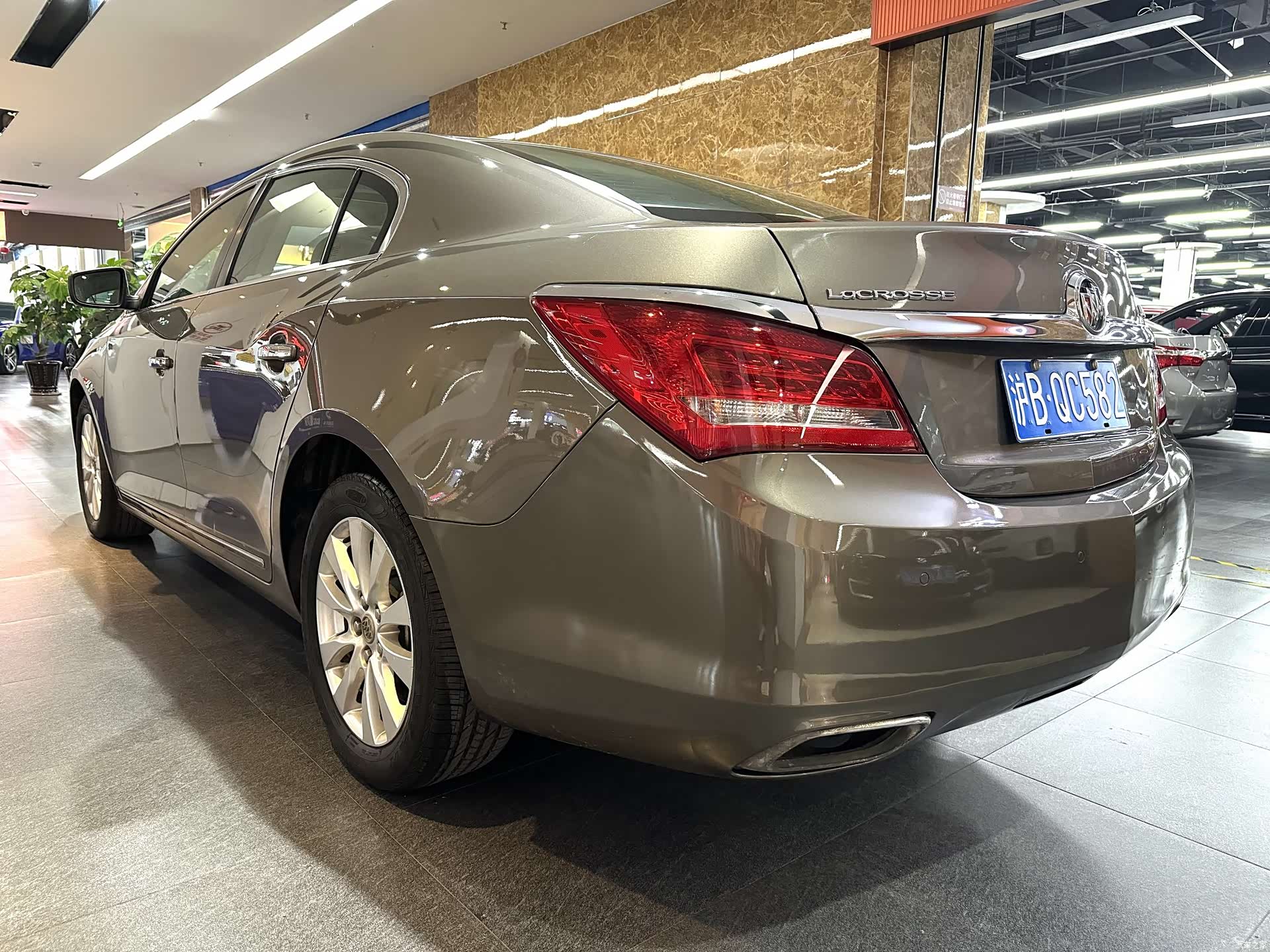 Buick LaCrosse, 2016 все фото