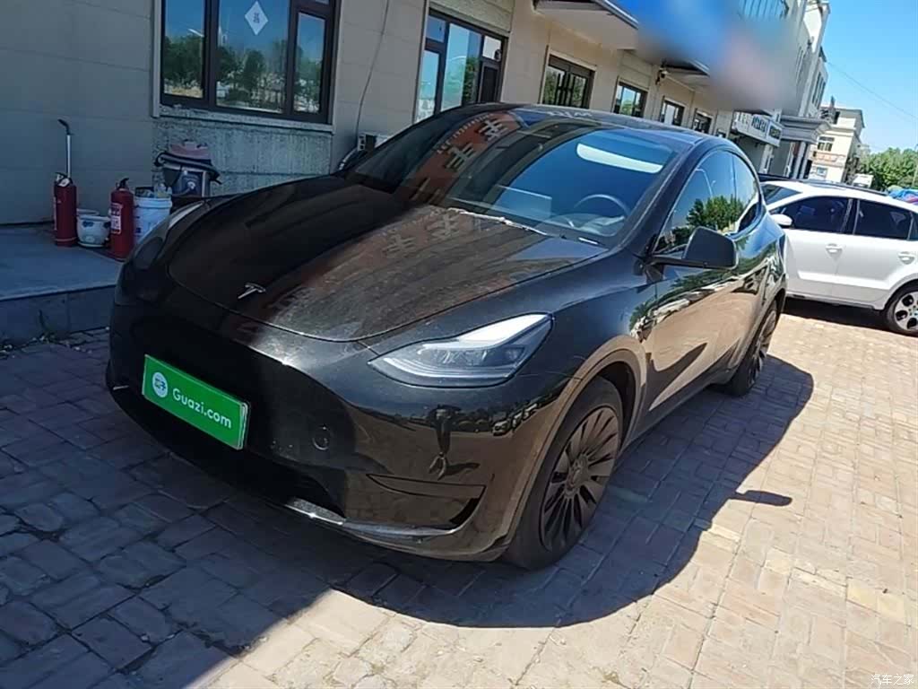Tesla Model Y, 2024 2