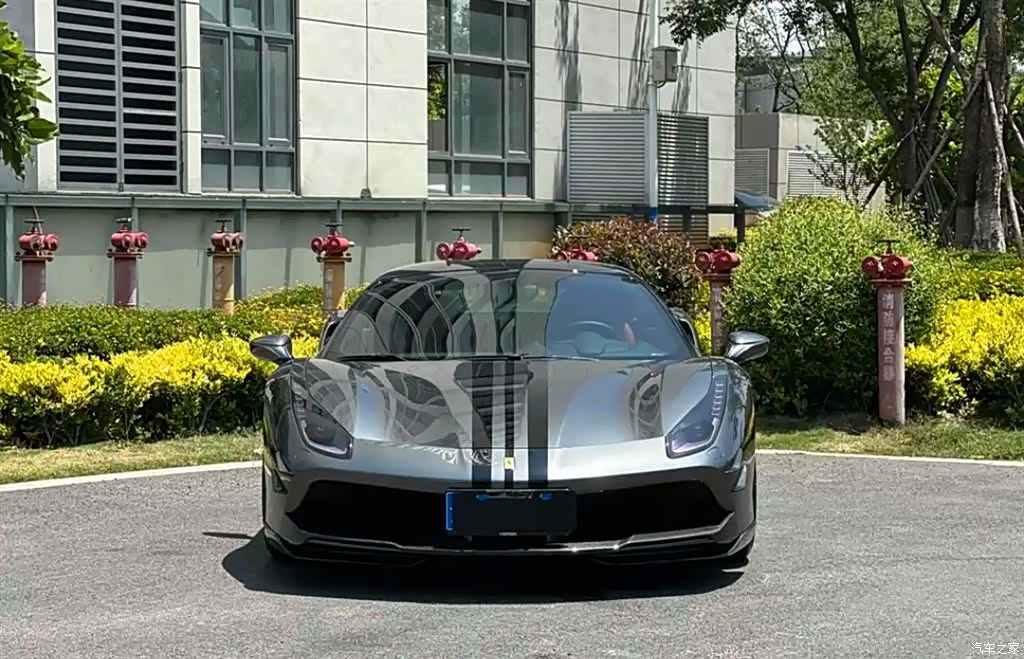 Ferrari 488, 2018 3