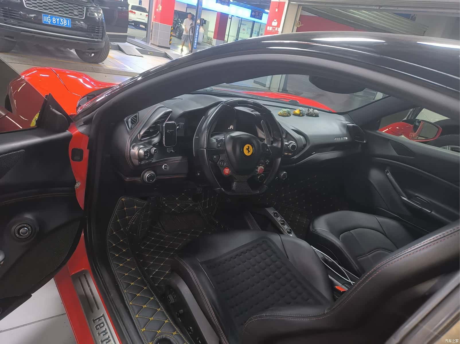 Ferrari 488, 2016 3