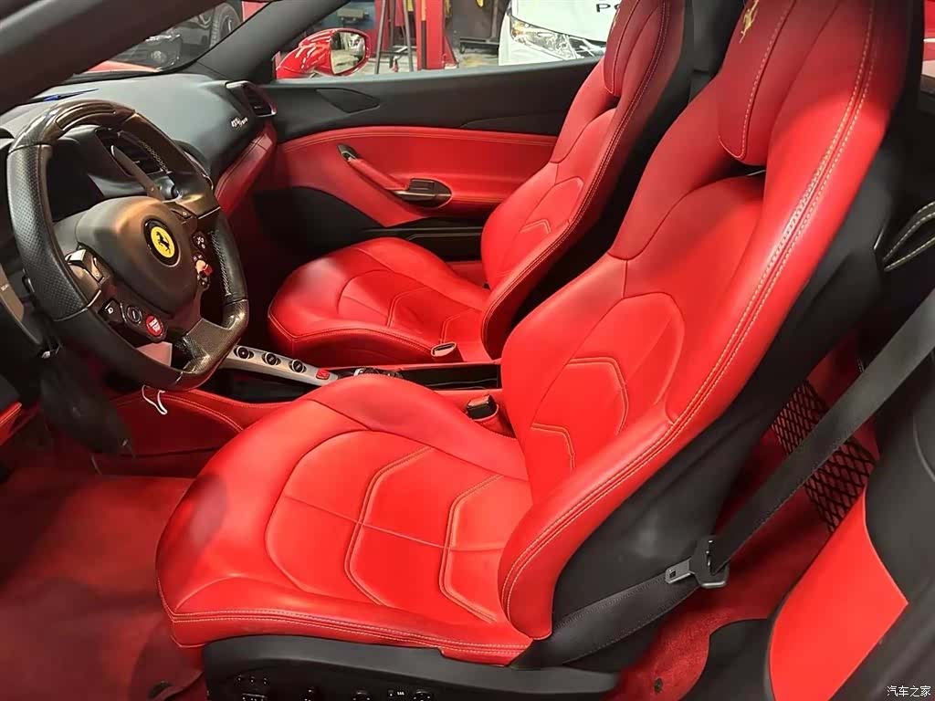 Ferrari 488, 2018 6
