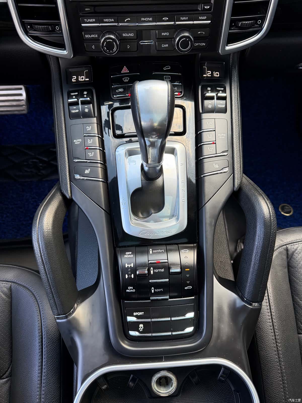 Porsche Cayenne, 2015 10