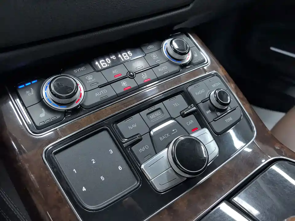 Audi A8 Audi A8