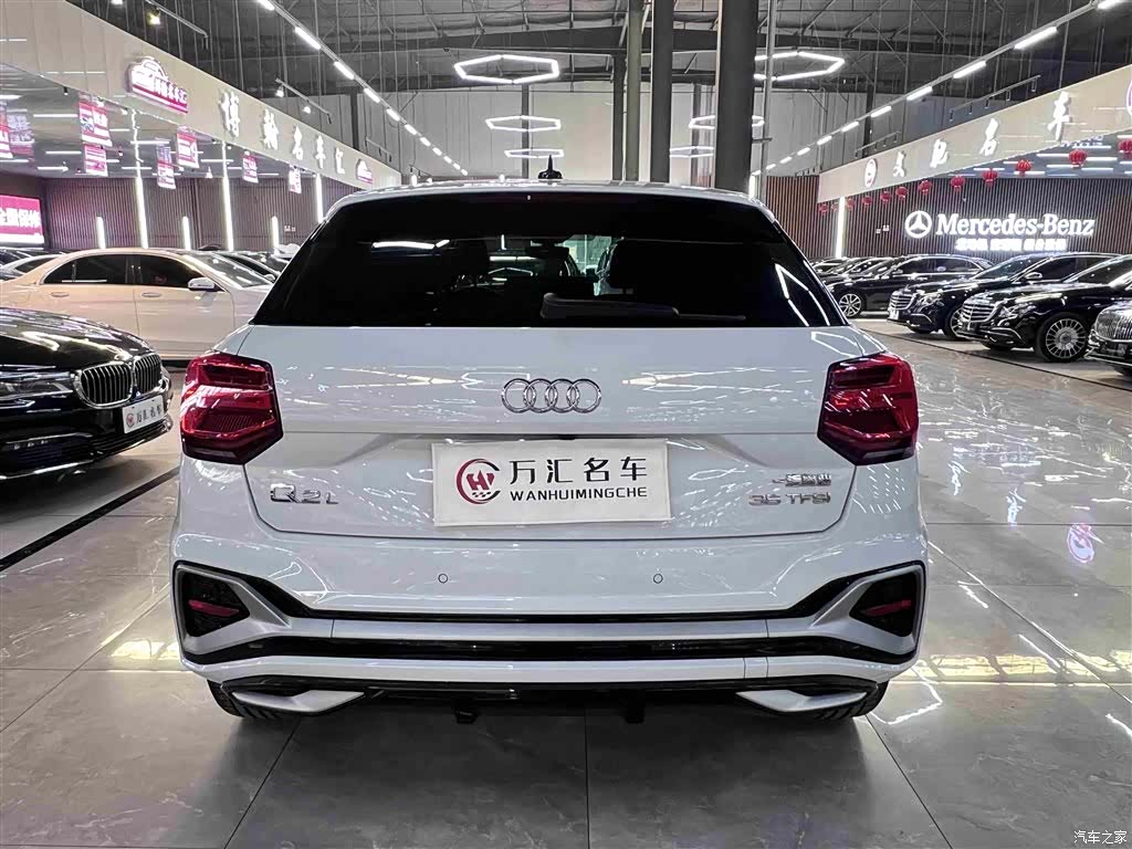 Audi Q2L, 2024 8
