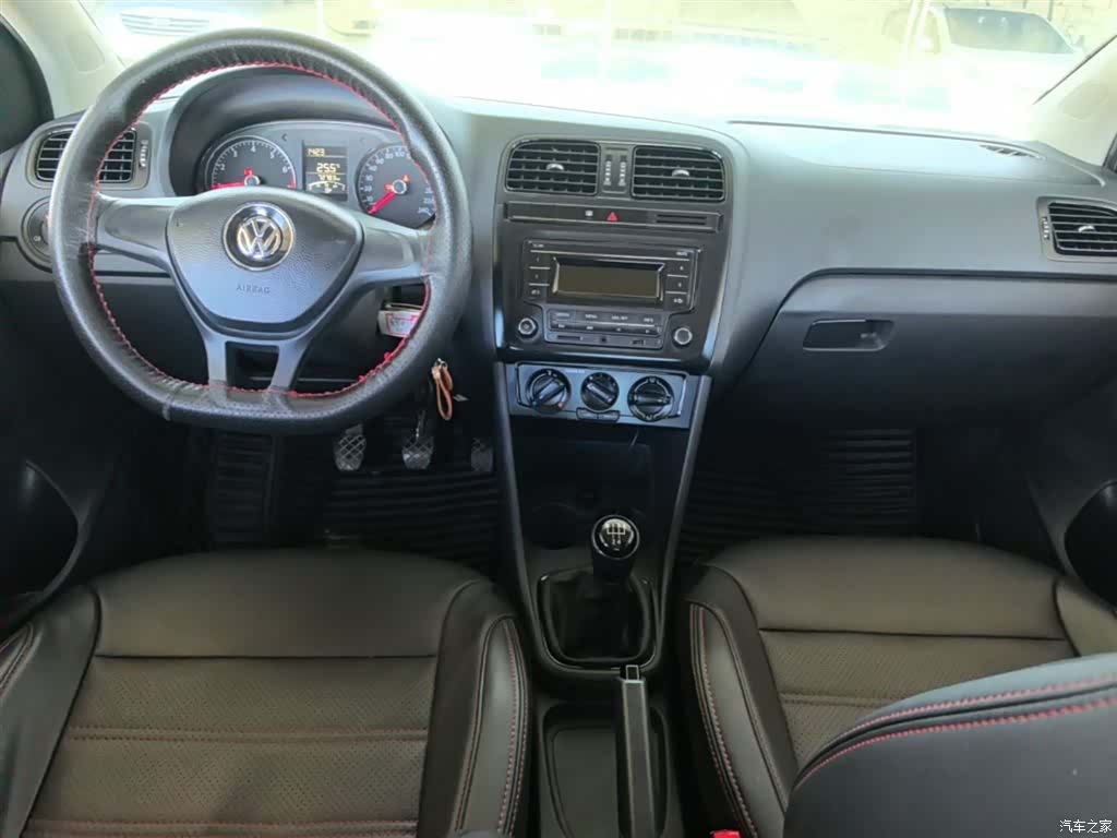 Volkswagen Polo, 2018 10