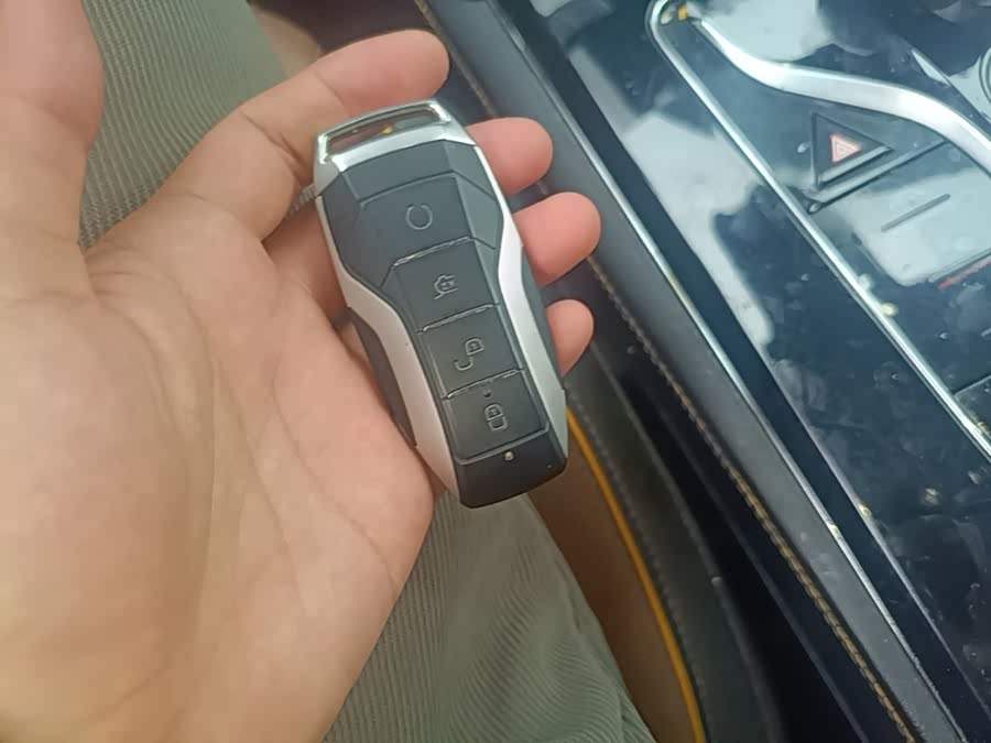 BYD Tang New Energy 2022, фото 9