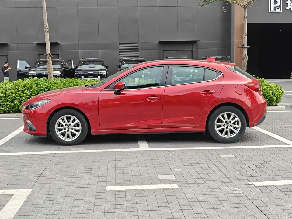 Mazda 3 Angkesaila