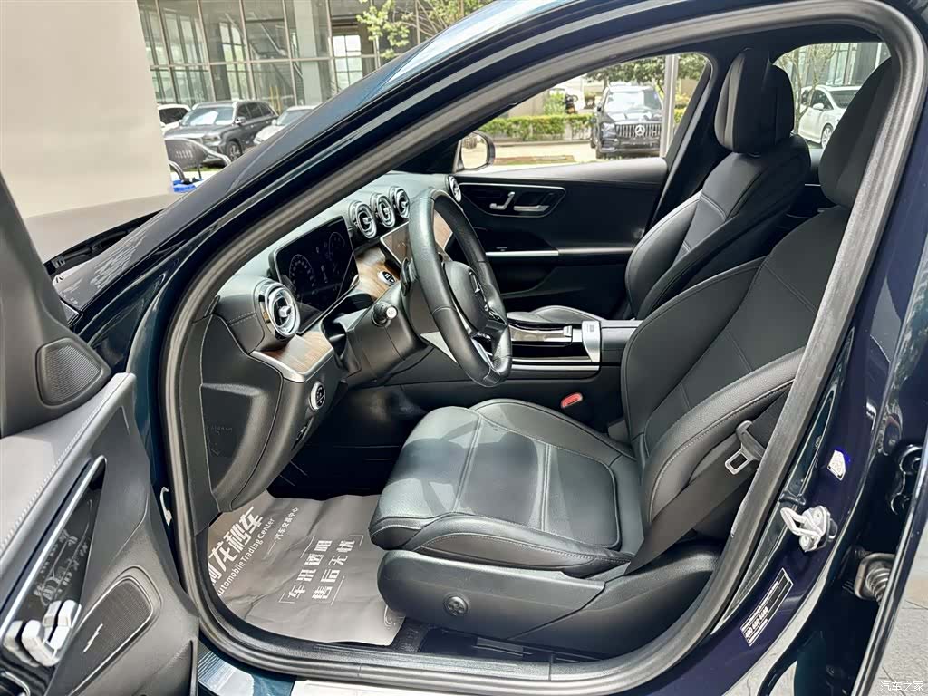 Mercedes-Benz C-Class, 2022 11