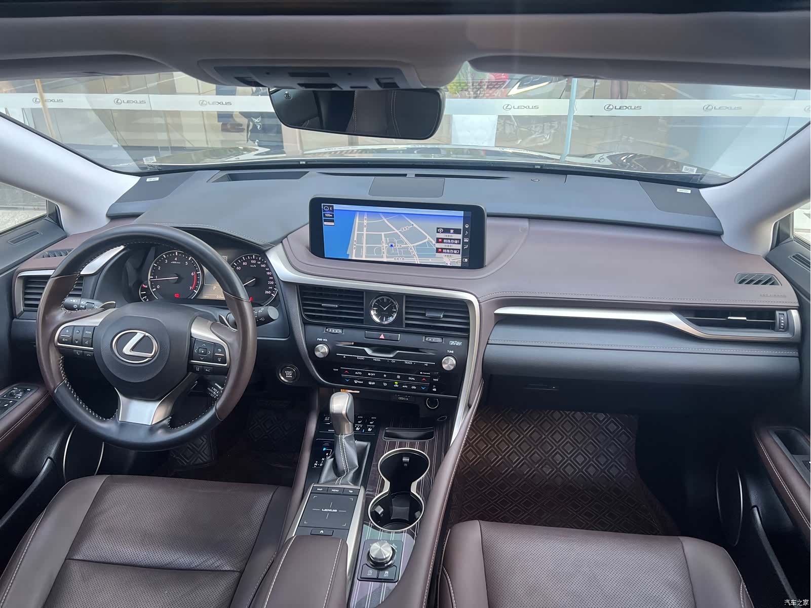Lexus RX, 2022 все фото
