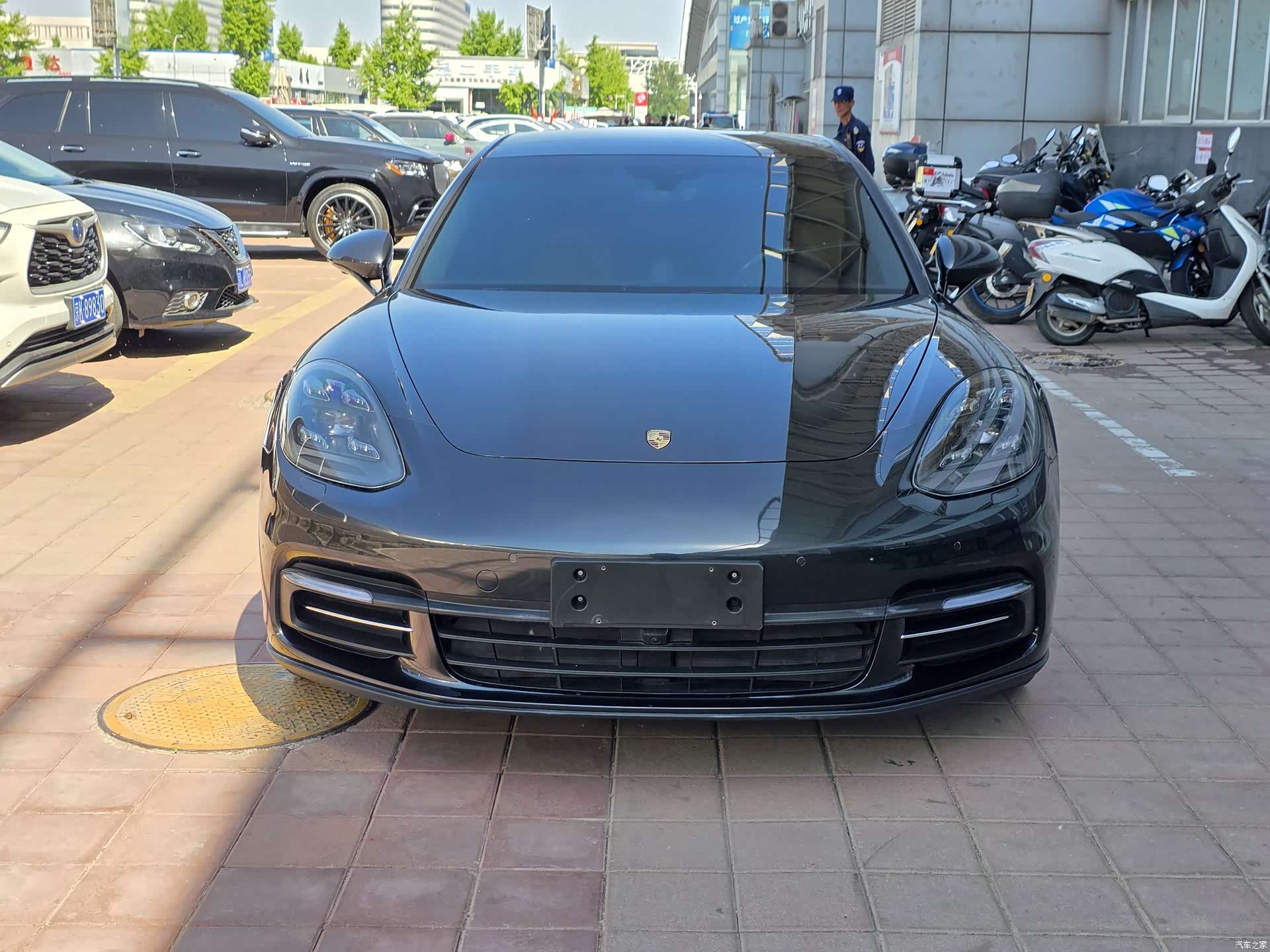 Porsche Panamera, 2018 2