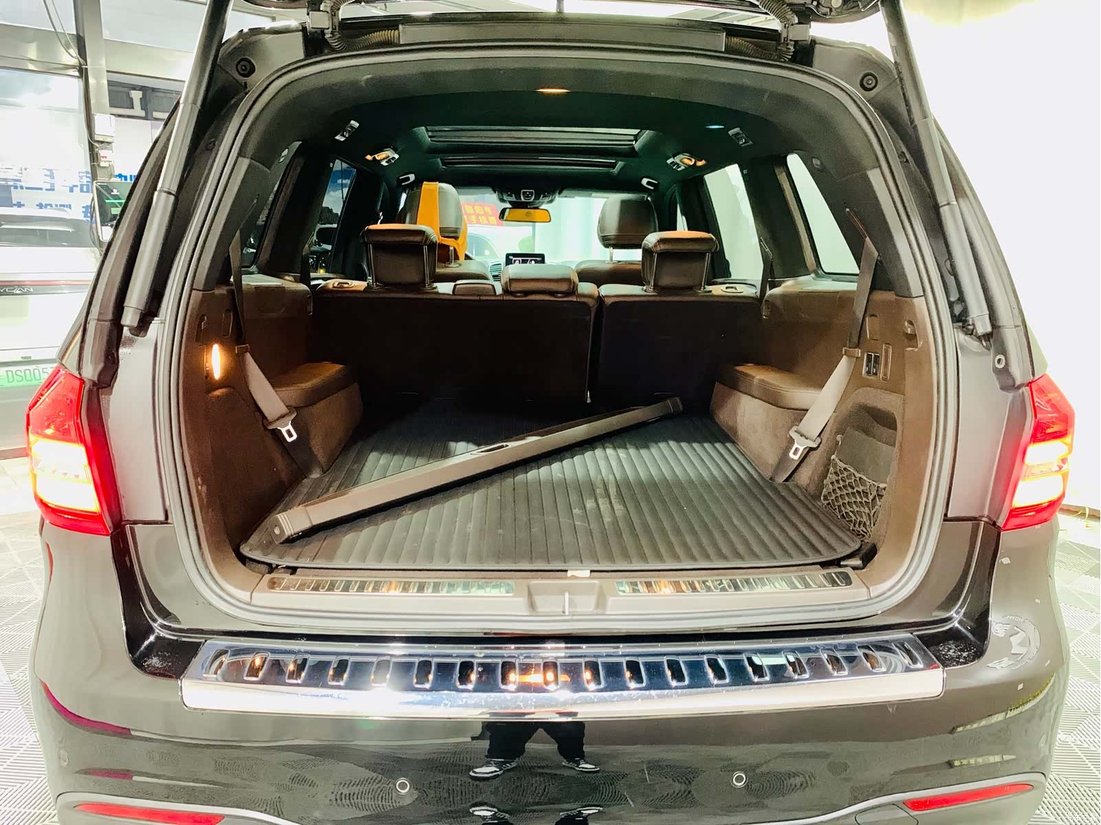 Mercedes-Benz GLS, 2018 18