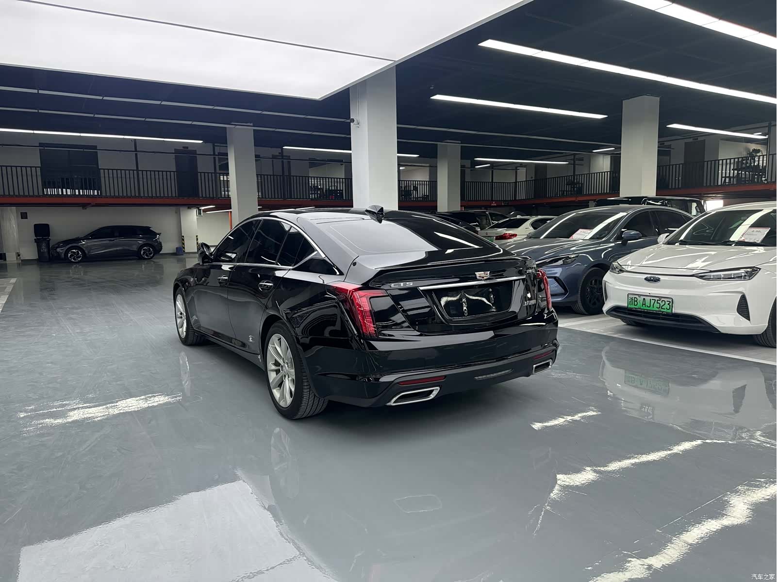Cadillac CT5, 2025 14