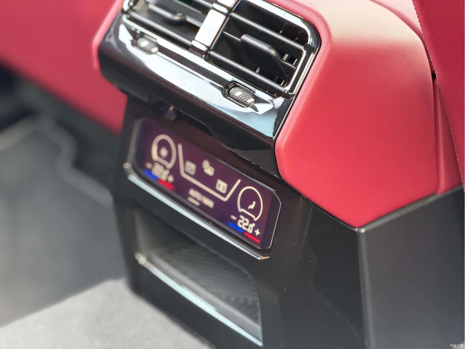 BMW 5 Series, 2024 30