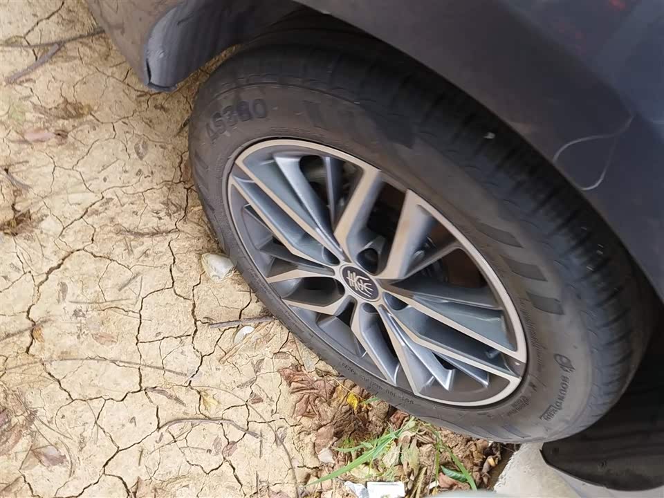 BYD Qin Yuan BYD Qin Yuan