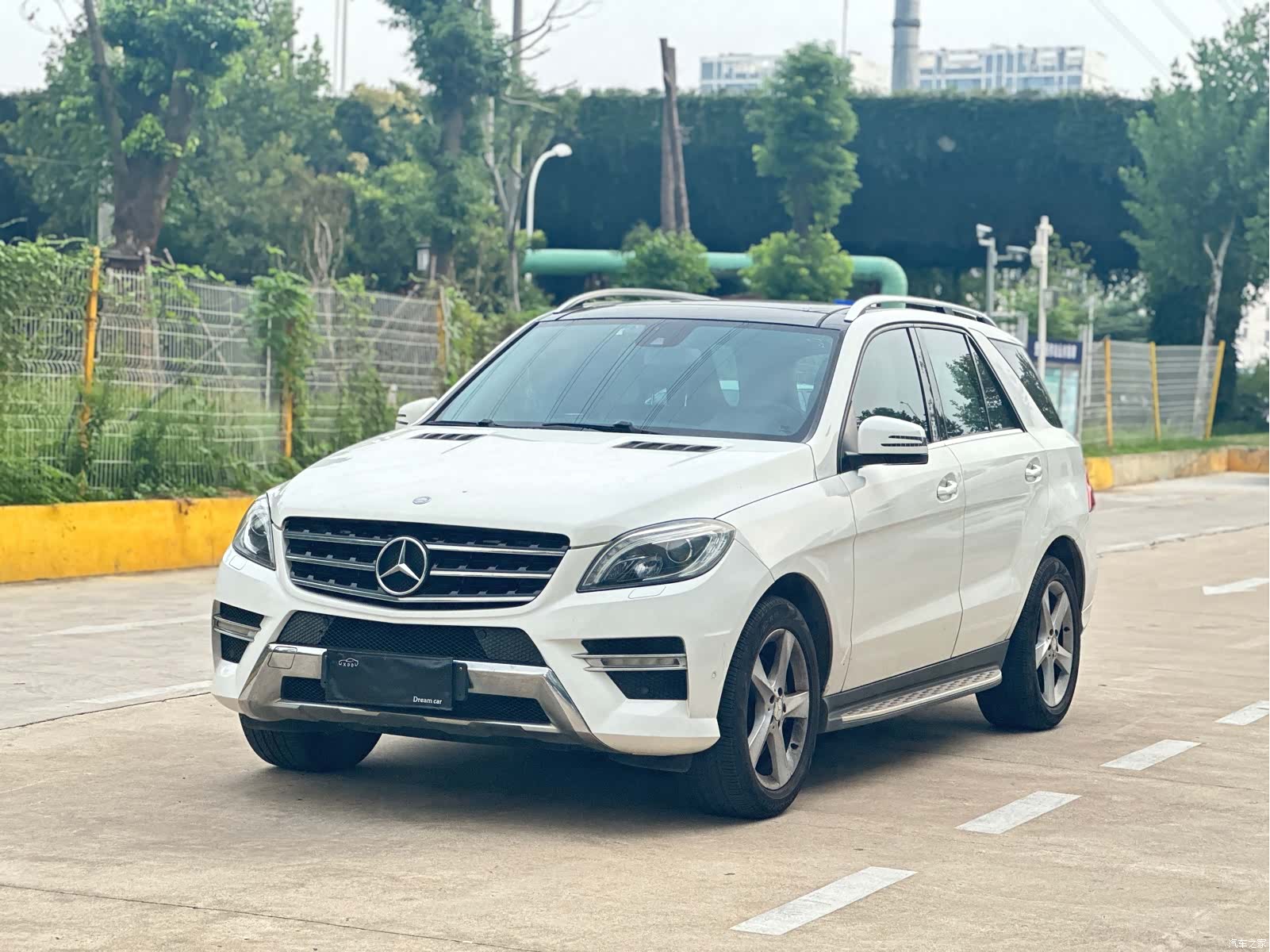 Mercedes-Benz M-Class, 2015 1