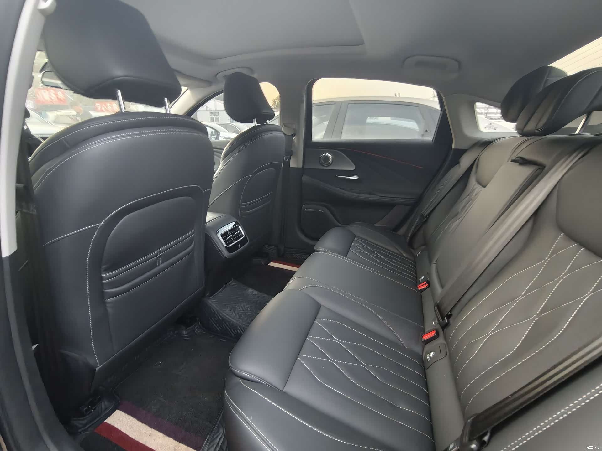 Chery Arrizo 8, 2023 все фото