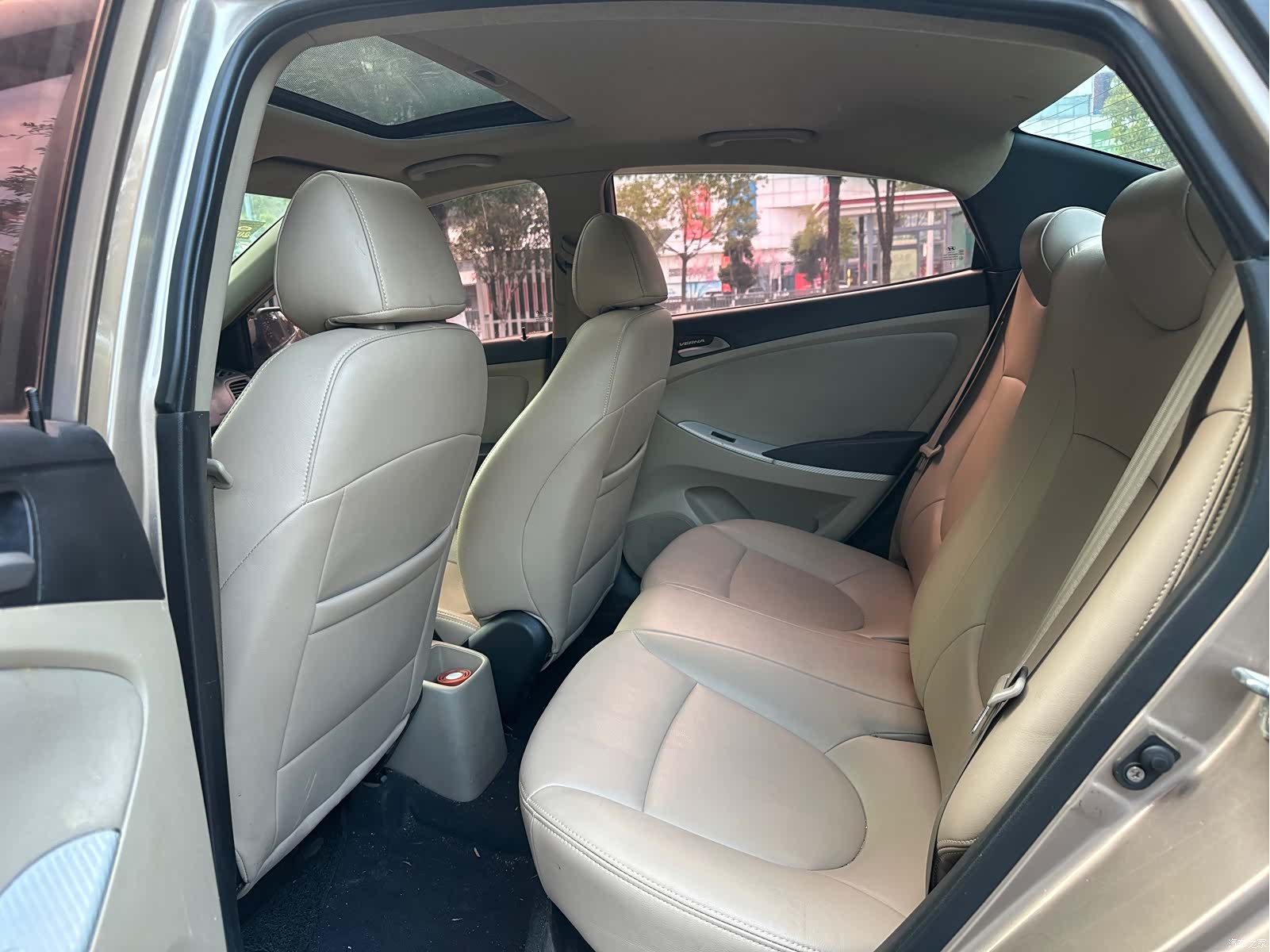 Hyundai GLX, 2016 7