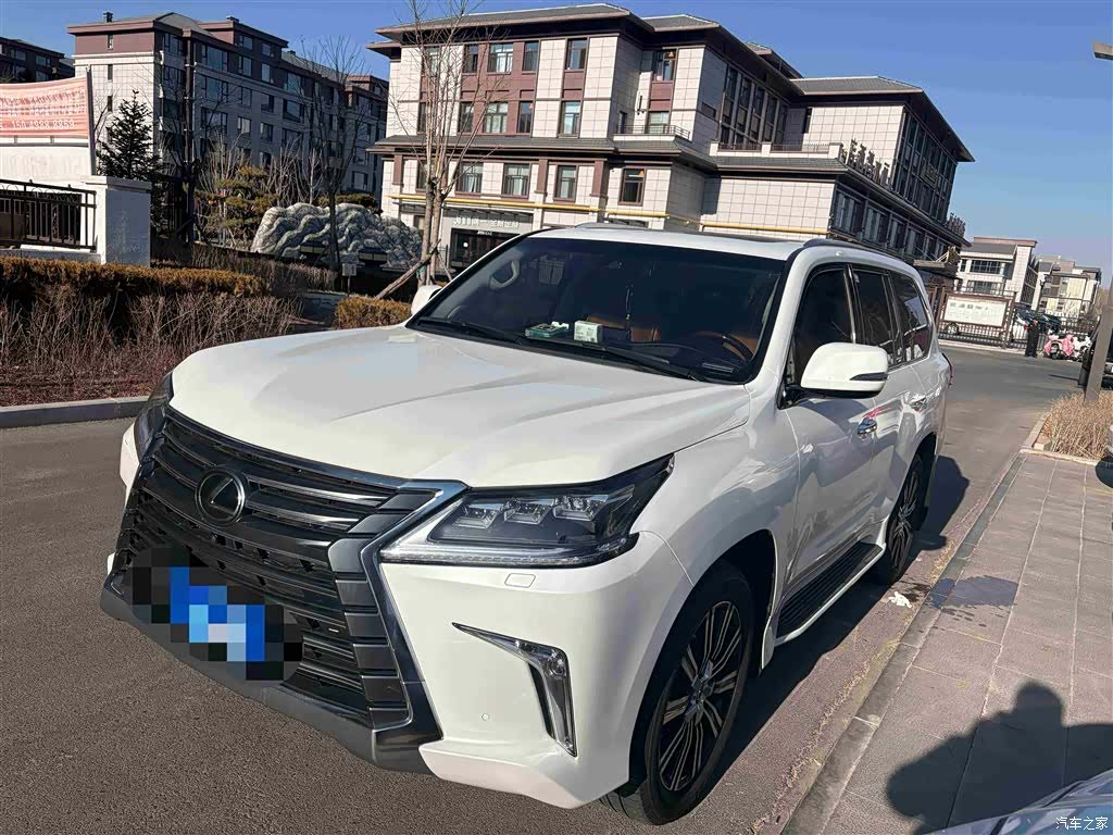 Lexus LX, 2018 25