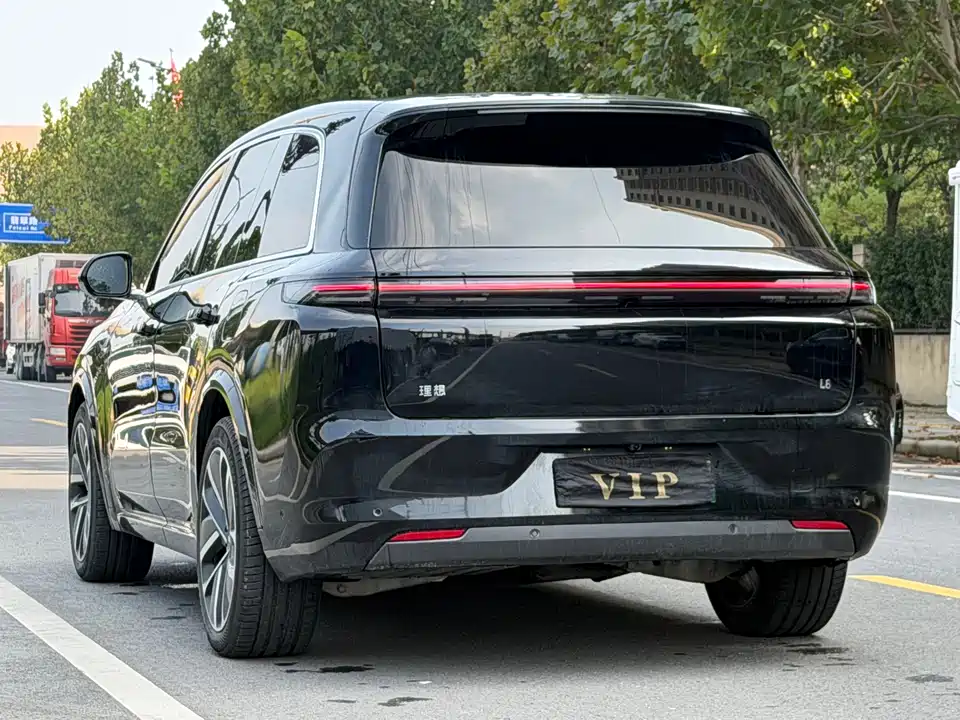 Li Auto Ideal L8