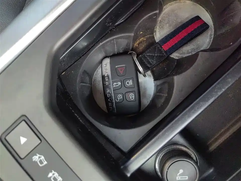 Land Rover Range Rover Aurora