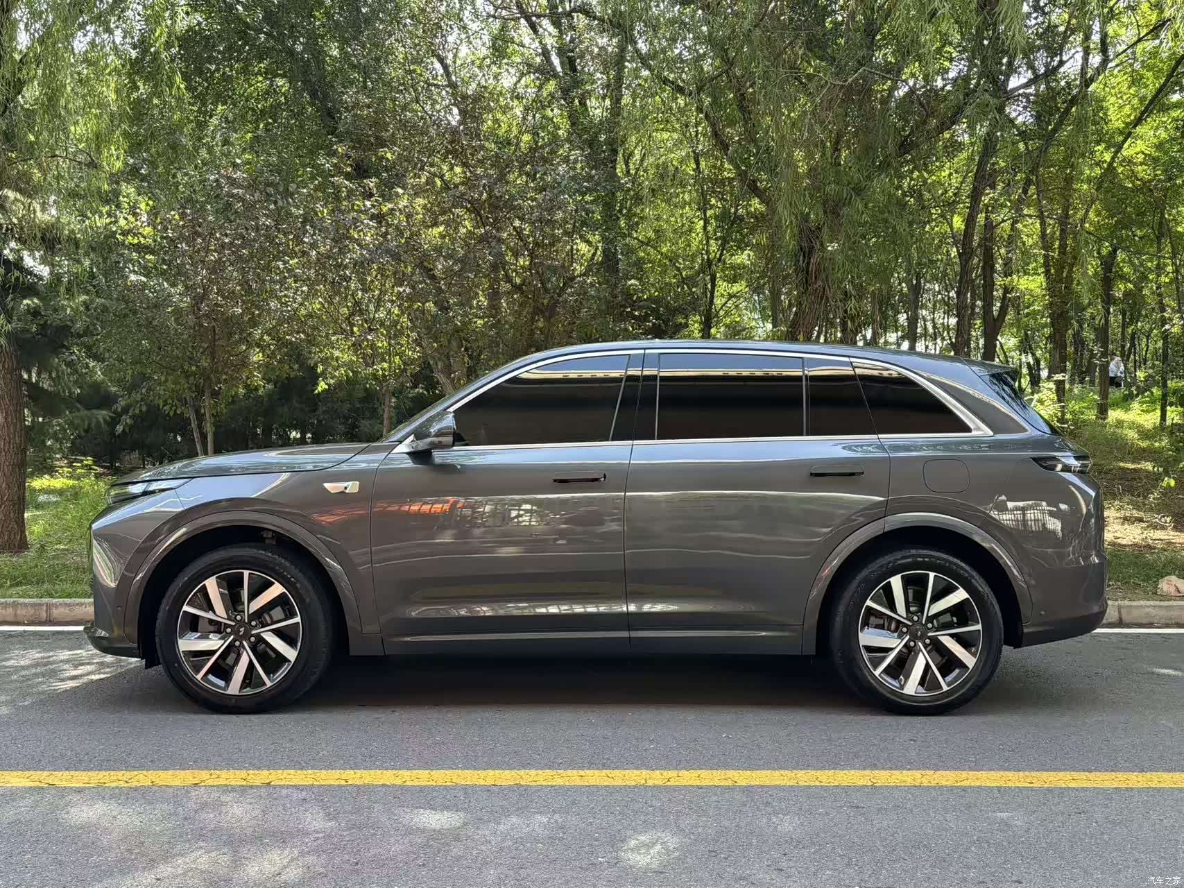 Li Auto L7, 2023 3