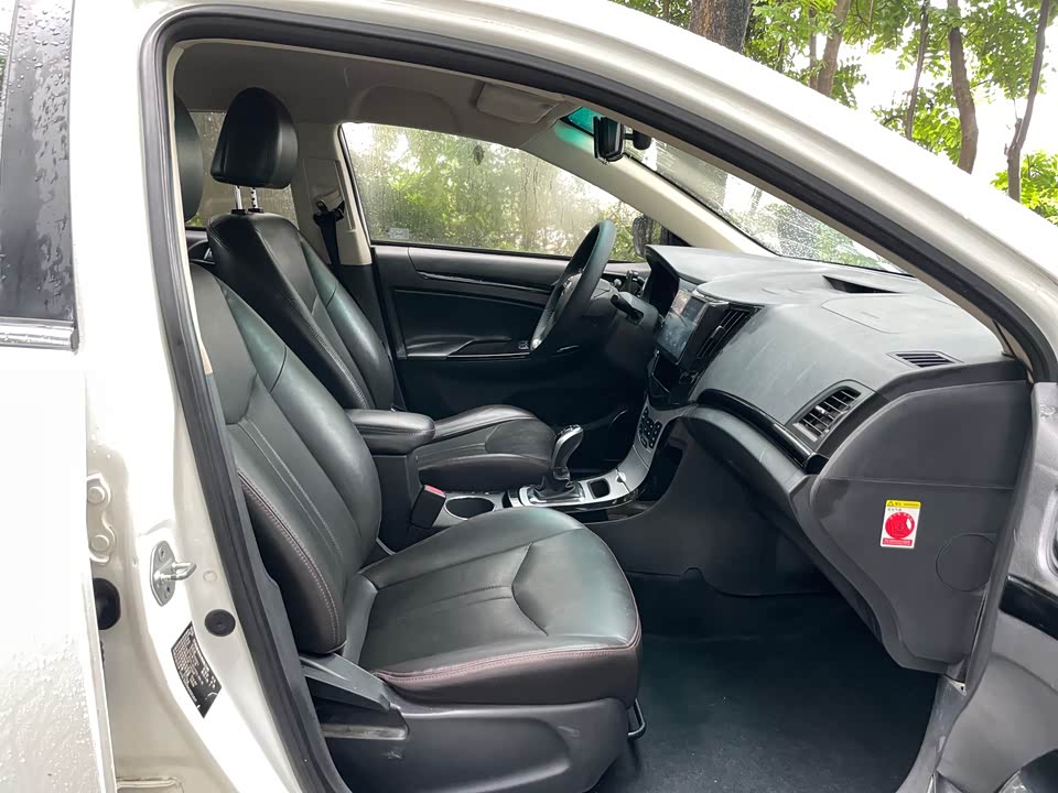BYD e5 BYD e5