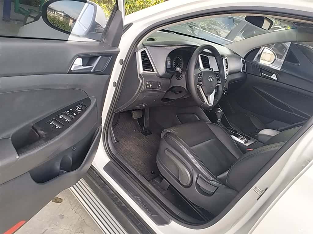 Hyundai Tucson, 2016 16