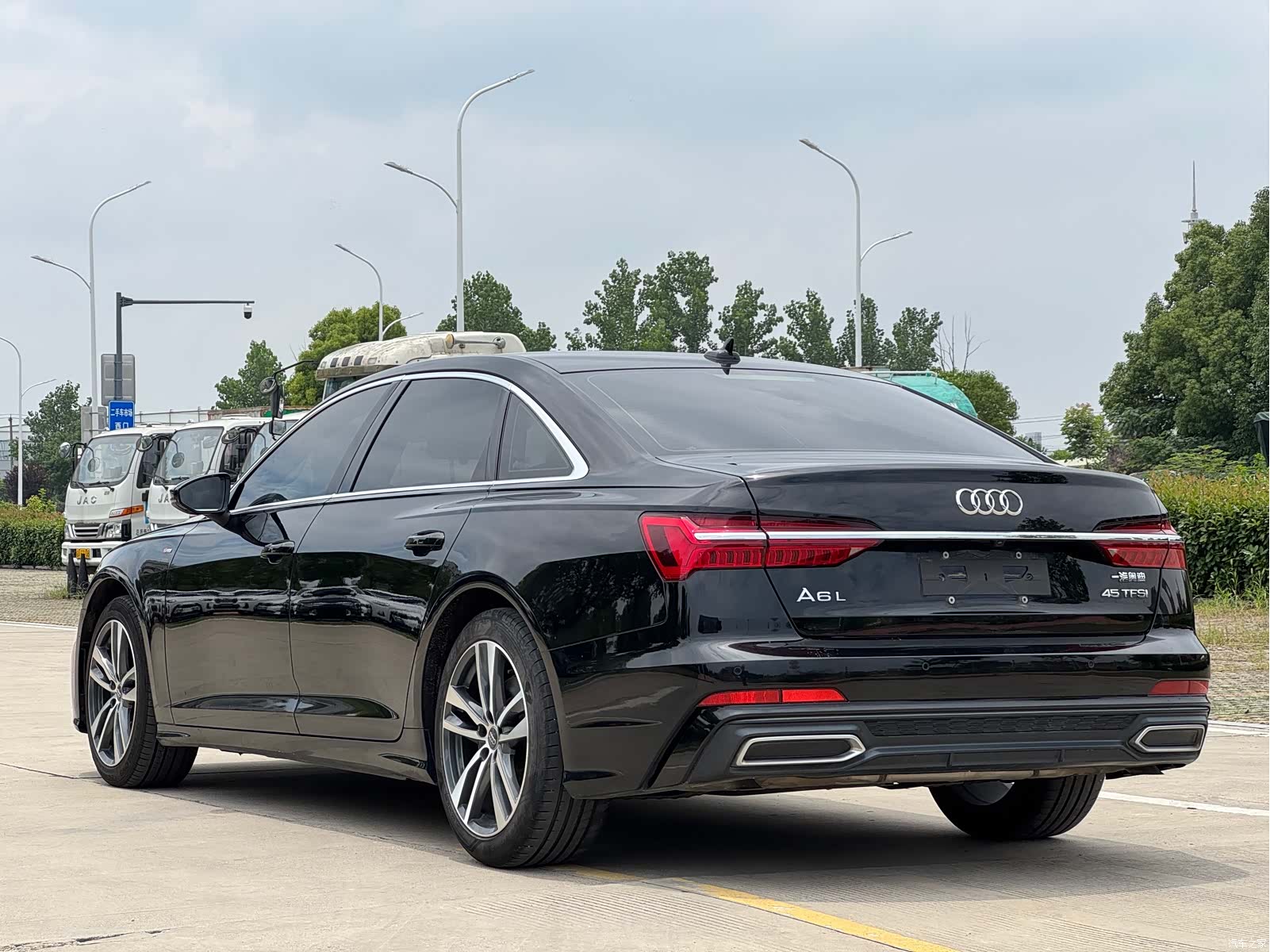 Audi A6L, 2019 все фото