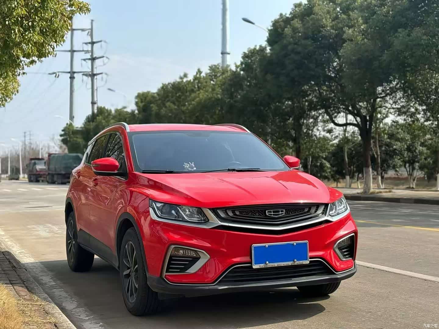 Geely Coolray, 2021 3