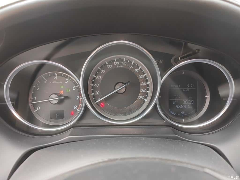 Mazda Atenza, 2017 12