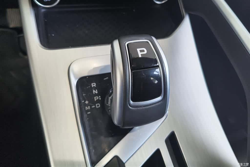 Geely Coolray, 2021 16