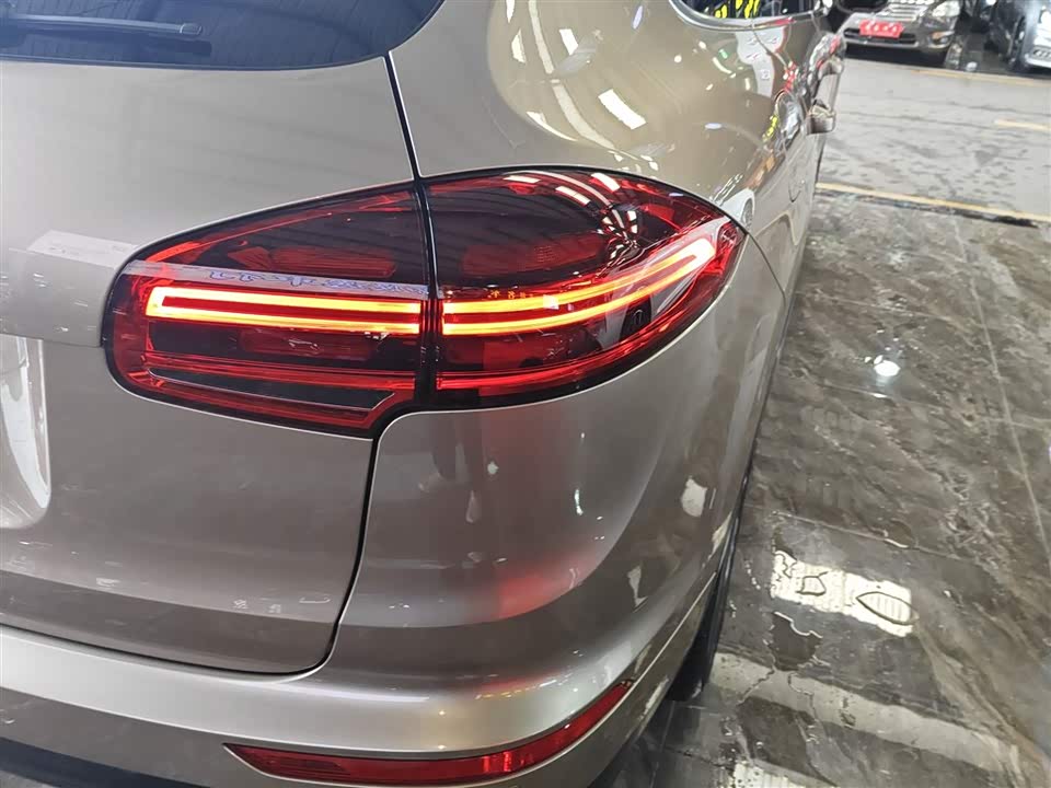 Porsche Cayenne Porsche Cayenne