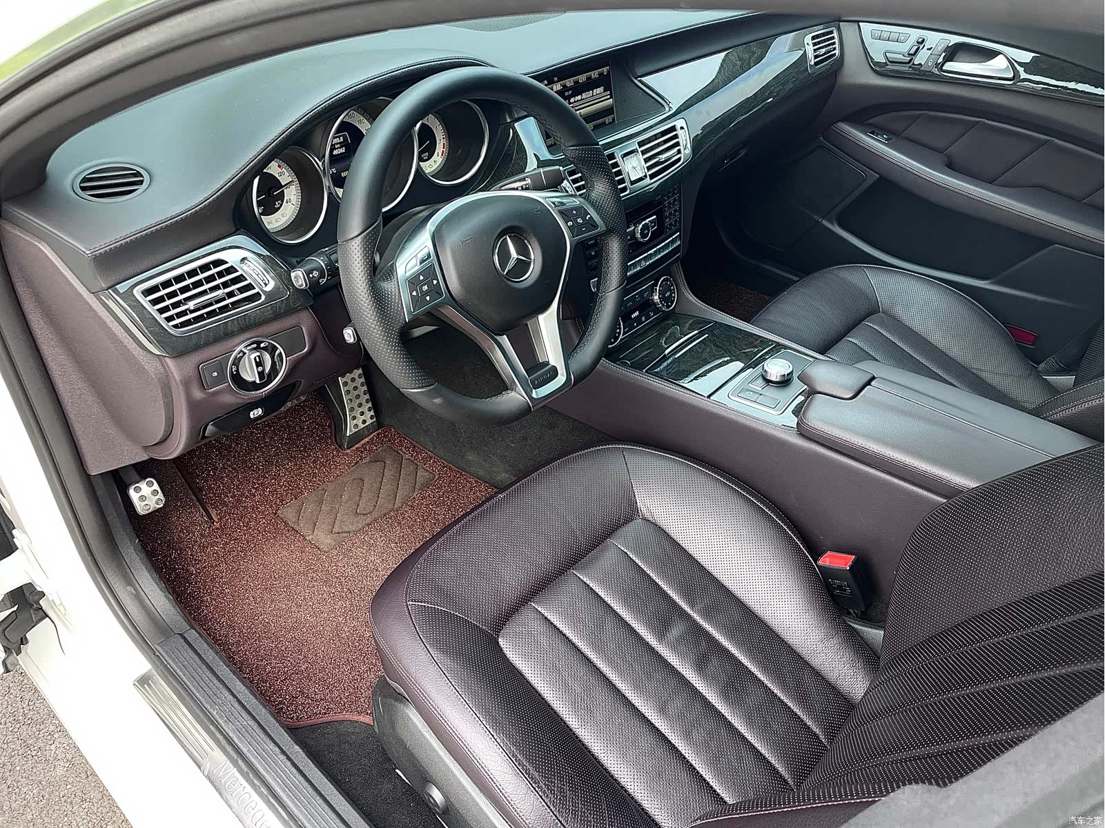 Mercedes-Benz CLS, 2014 8