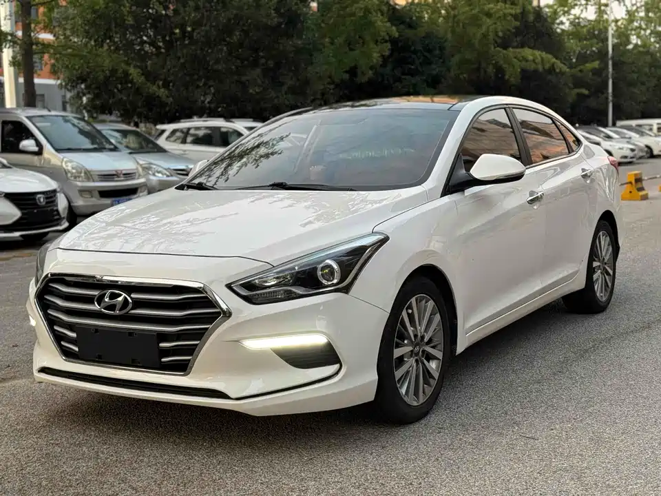 Hyundai Name picture