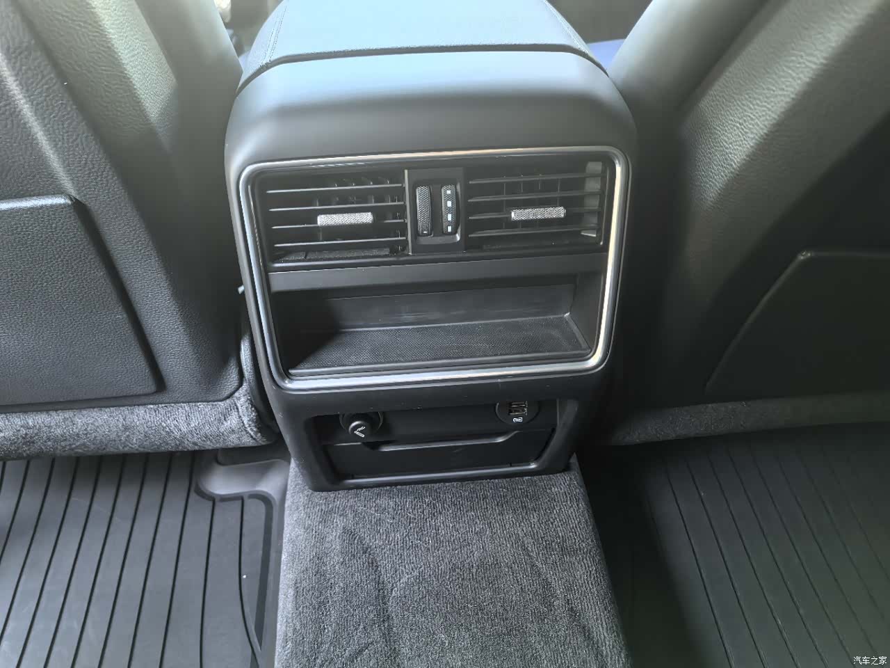 Porsche Cayenne, 2018 11