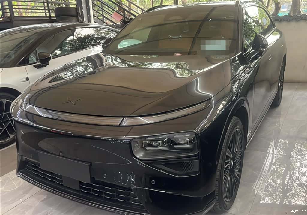 Xpeng G9, 2025 1